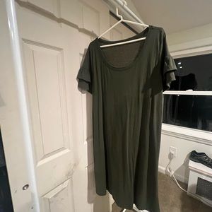 Medium Green Short Sleeve Dress